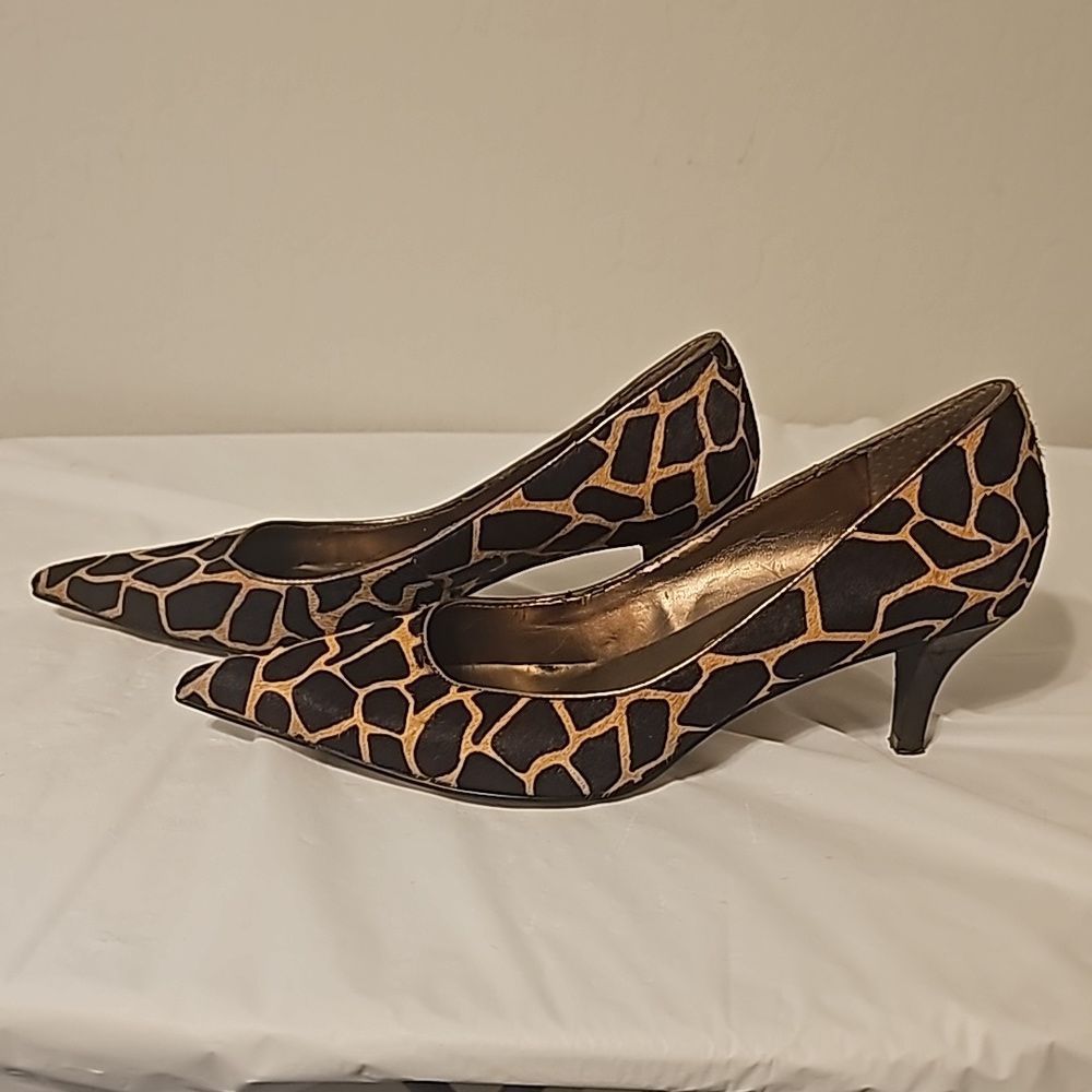 Bandolino Calf Hair Low Heel - Picture 3 of 3